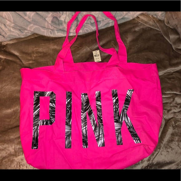 PINK Victoria's Secret Handbags - NWT PINK duffel bag